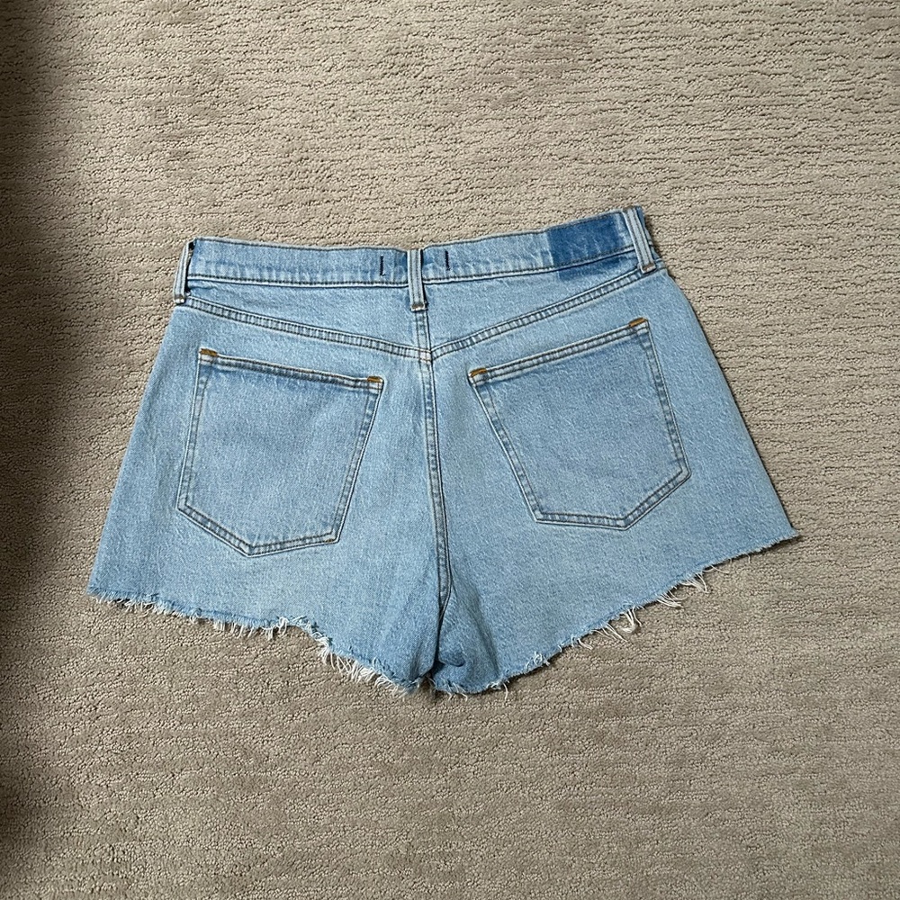 Abercrombie & Fitch Curve Love The Mom Short High Rise Jean Shorts - Picture 2 of 5
